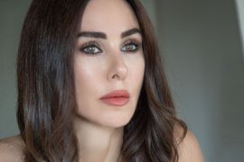 DEFNE SAMYELİ’DEN İKİNCİ SÜRPRİZ