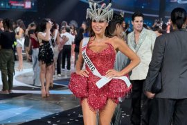 DUYGU ÇAKMAK TAYLAND’DA FIRTINA GİBİ ESİYOR