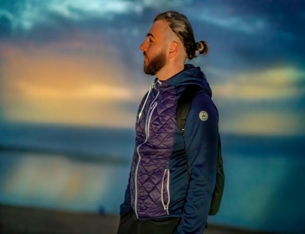 FARKLI TARZ,MUHTEŞEM YORUM