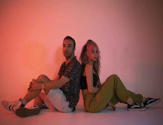 YENİ AKUSTİK TEKLİ