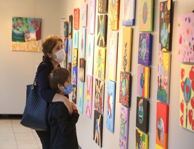 SANATLA YARALARI SARIYORUZ