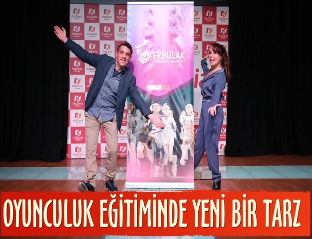 SAHNE ÜSTÜNDE YENİ BİR EĞİTİM