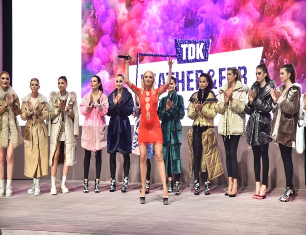 ANTALYA'DA PODYUM'DA YÜRÜDÜ