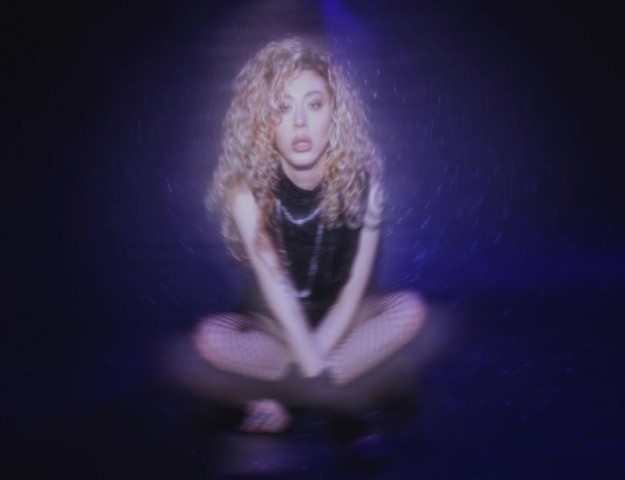 DÜŞÜNÜRSEM ÖLÜRÜM