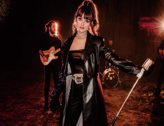 BAŞAK’IN YALNIZ KALBİ