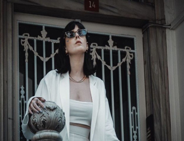 NİHAN BELGİN'İN AKUSTİK EP'SİNDEN ÜÇÜNCÜ TEKLİSİ