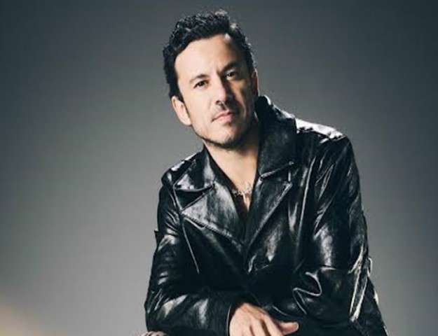 BURAY, 5 ÜLKE 15 ŞEHİRDE KONSER VERECEK