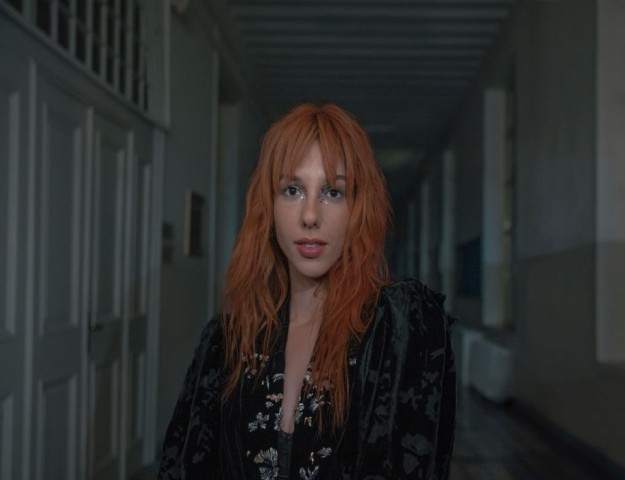 NE SENLE NE SENSİZ’’