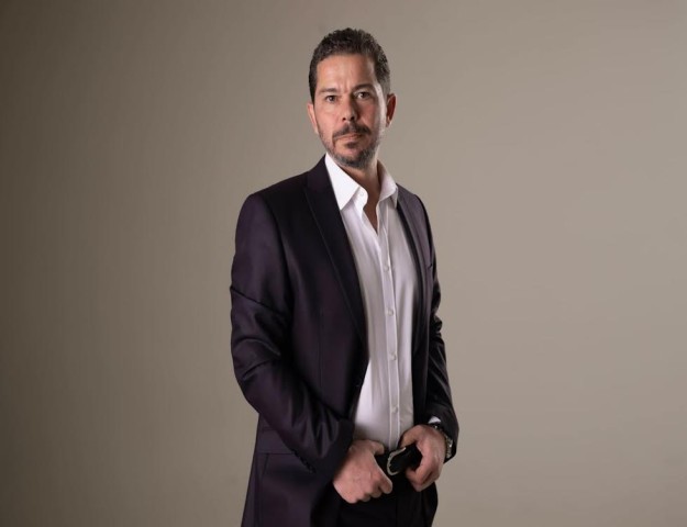 BİZİMKİLER'İN  ALİ'Sİ OLMAK BENİ ÇOK YORDU