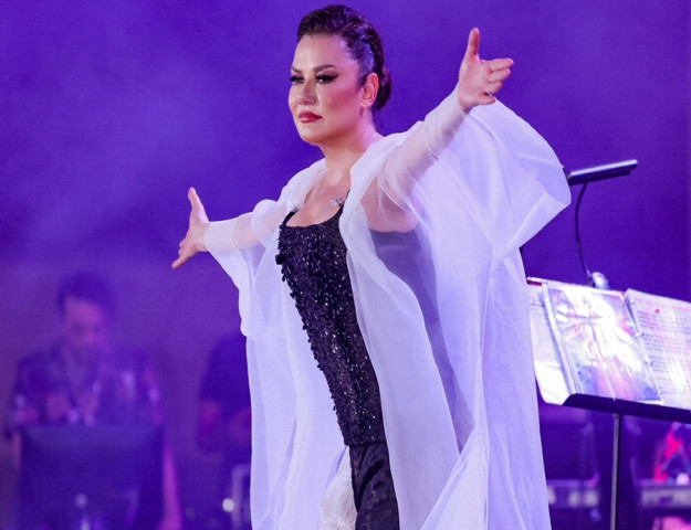 DENİZ SEKİ, BAYRAMDA BABA TOPRAĞI ALANYA'DA SAHNE ALDI