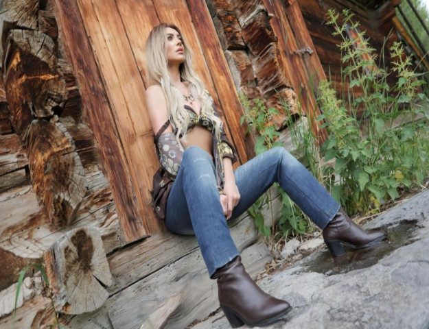 DUYGUSAL BİR YOLCULUK