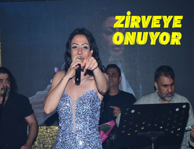 ŞÖLEN GİBİ GECEDE YÜREKLERE DOKUNDU