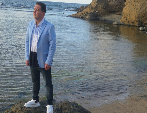 ÖZGÜR ARABESK MÜZİK TÜRKİYENİN GERÇEĞİ