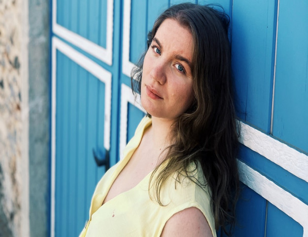 YASEMİN BAHLOUL’DAN DUYGULARA DOKUNAN YENİ SİNGLE