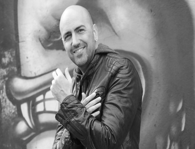 ERKİN ARSLAN’IN KENDİ HİKAYESİNİ ANLATTIĞI YENİ ŞARKISI