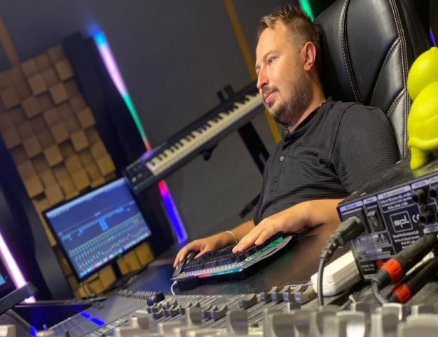 MAHMUT GÖRGEN’İN “NUTUK” ŞARKISI 4 YIL SONRA YENİDEN TRENDLERDE