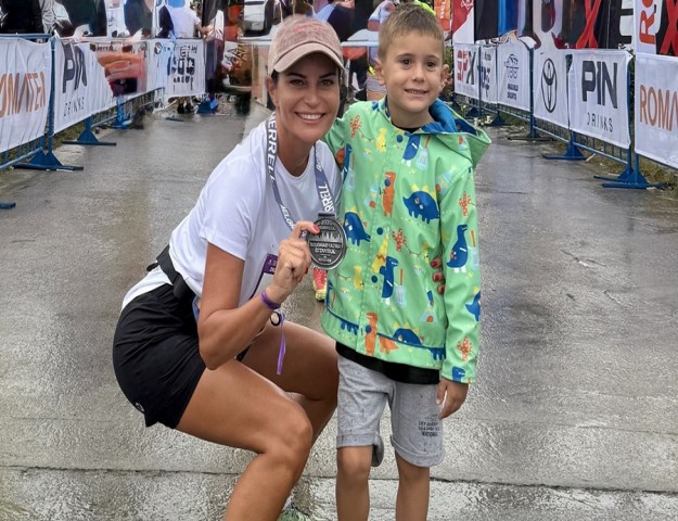 SPORCU ANNENİN ŞAMPİYON OĞLU