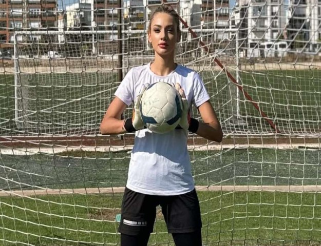 UÇAN KALECİ GERİ DÖNDÜ