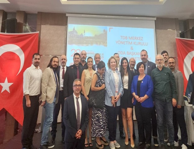 DİŞ HEKİMLERİ KONGREDE BULUŞTU