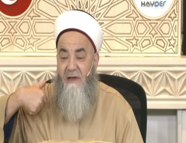 CÜBBELİ AHMET HOCA’DAN EBU HARİS’E SERT TEPKİ