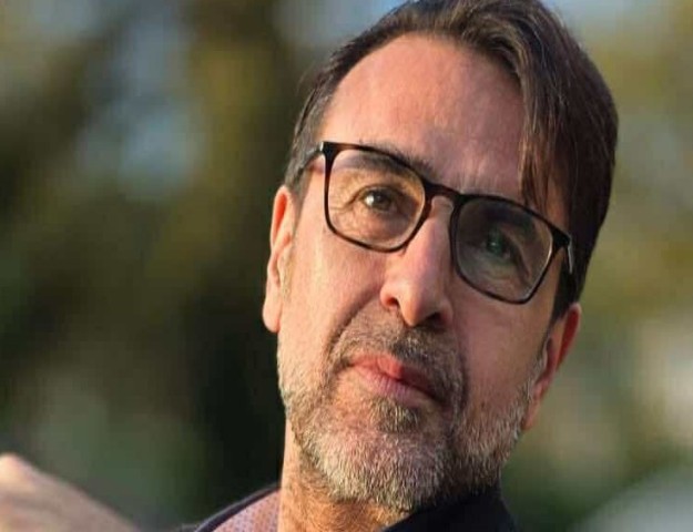 TARZI VE ENERJİSİYLE BÜYÜLÜYOR