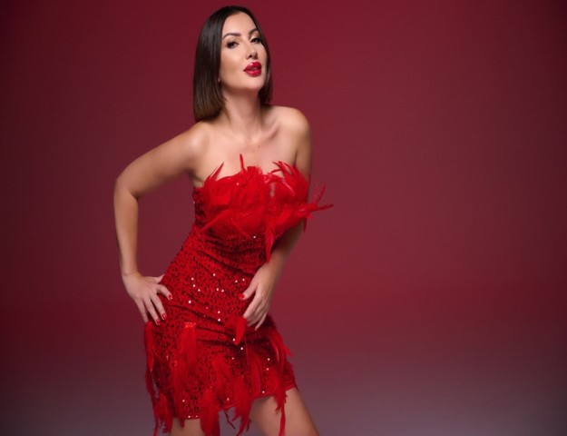 MİNE AYMAN İLE 90’LARA YEPYENİ BİR YOLCULUK