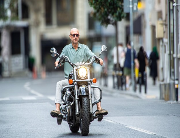 SET YORGUNLUĞUNU YOLLARDA ATIYOR