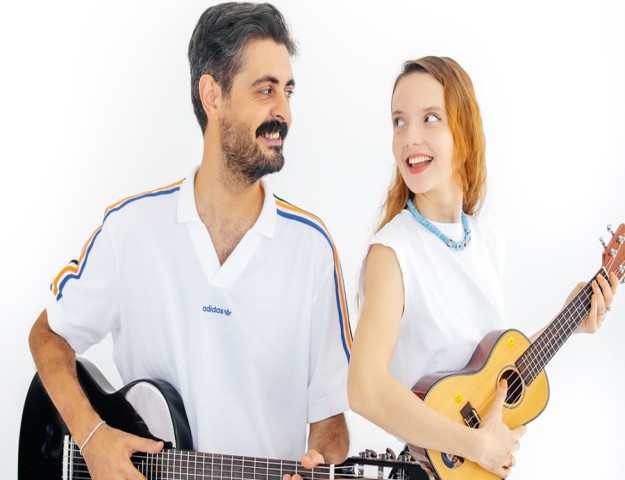 GÜLLERDEN GÜLLELER