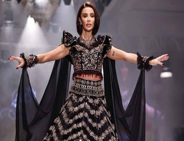 EVLİLİK OLURSA BANA DA SÜRPRİZ OLUR