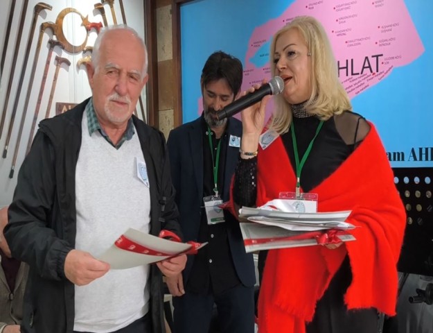 NESRİN AKKOÇ 7. KEZ BAŞKAN