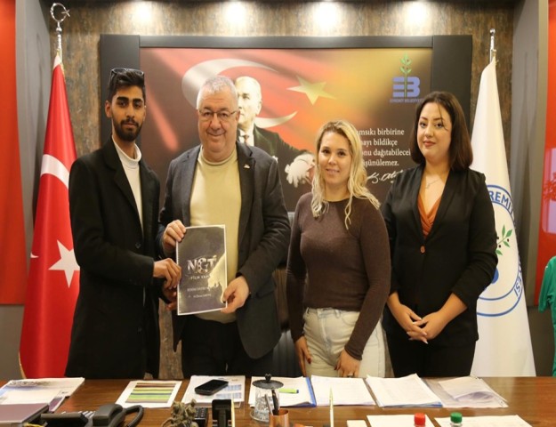 FİLM VE MÜZİK SEKTÖRÜNDE YÜKSELİYOR