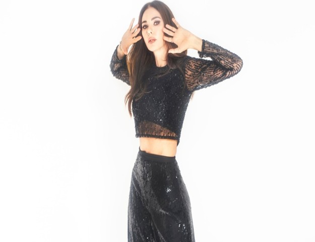 ŞİMDİ DE DANS PİSTİNDE