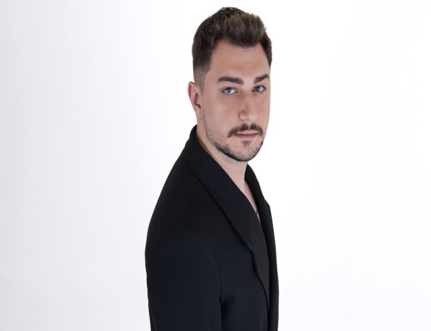 HAKAN DAĞPARÇASI FIRTINASI