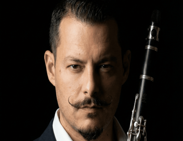 OĞLUNA ADADIĞI ANLAMLI ESER