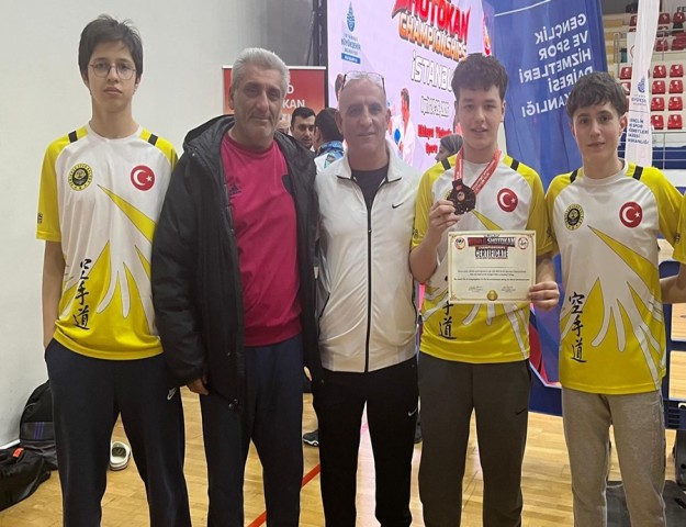 TÜRK SPORCULARINDAN GURURLANDIRAN BAŞARI