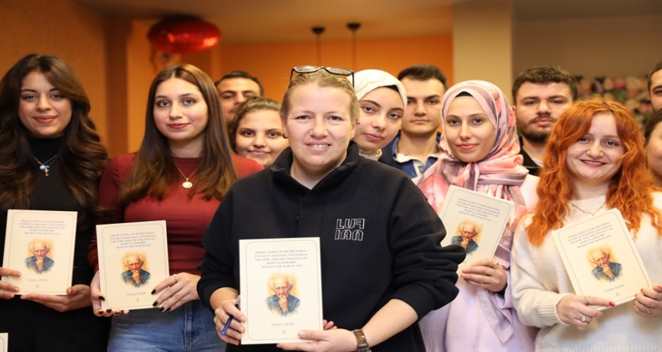 DR. ÖZDEN DERE’NİN YENİ KİTABINA BÜYÜK İLGİ