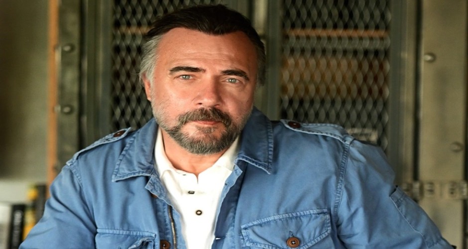 ALNIM AÇIK BAŞIM DİK