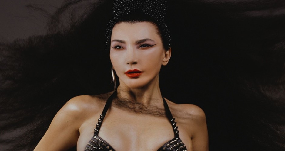 HANDE BİZİ SEZEN’E GÖTÜR