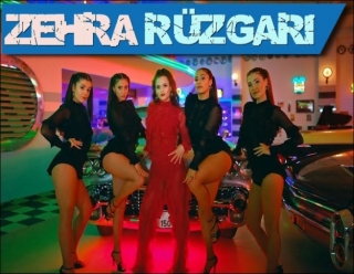 LATİN DANSI DERSİ ALDI