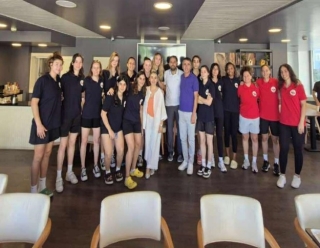 DARICA KIZ BASKETBOL TAKIMI SEZONA MERHABA DİYOR