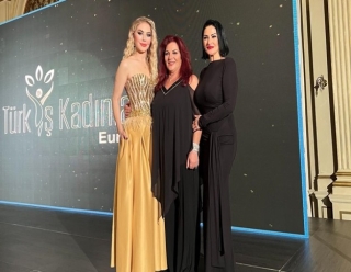 KADIN GİRİŞİMCİLİĞİNİN ÖNDE GELEN İSİMLERİ ALMANYA’DA BULUŞTU