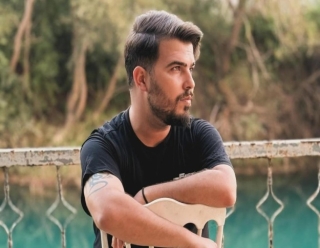 DUYGULARINI MÜZİKLE ANLATAN YENİ NESİL SES