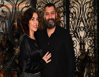 ÖZGÜR TÜZER'DEN KIBRIS’TA MÜZİK DOLU GECE