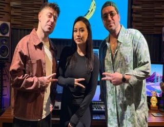 MÜZİK DÜNYASINDA HEYECAN YARATAN SÜRPRİZ