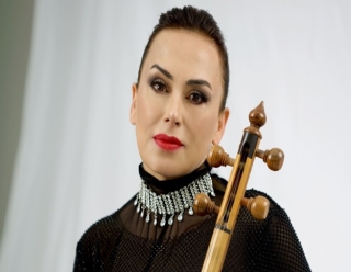 AKADEMİSYEN VE MÜZİSYEN