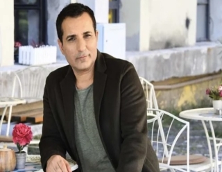 RAFET EL ROMAN'DAN MİLLİ TAKIMIZA ŞARKI