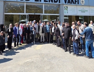 400 GÖRME ENGELLİ VATANDAŞIMIZI SEVİNDİRDİLER